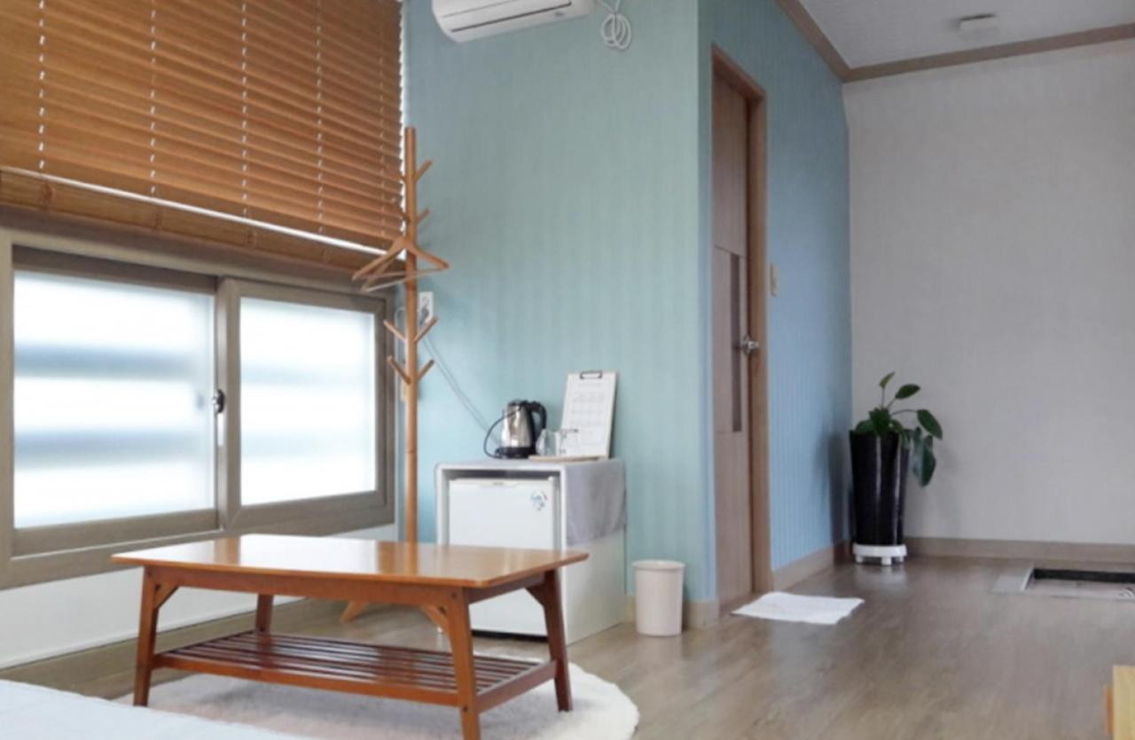 Moon Forest Guesthouse Jeju Luaran gambar