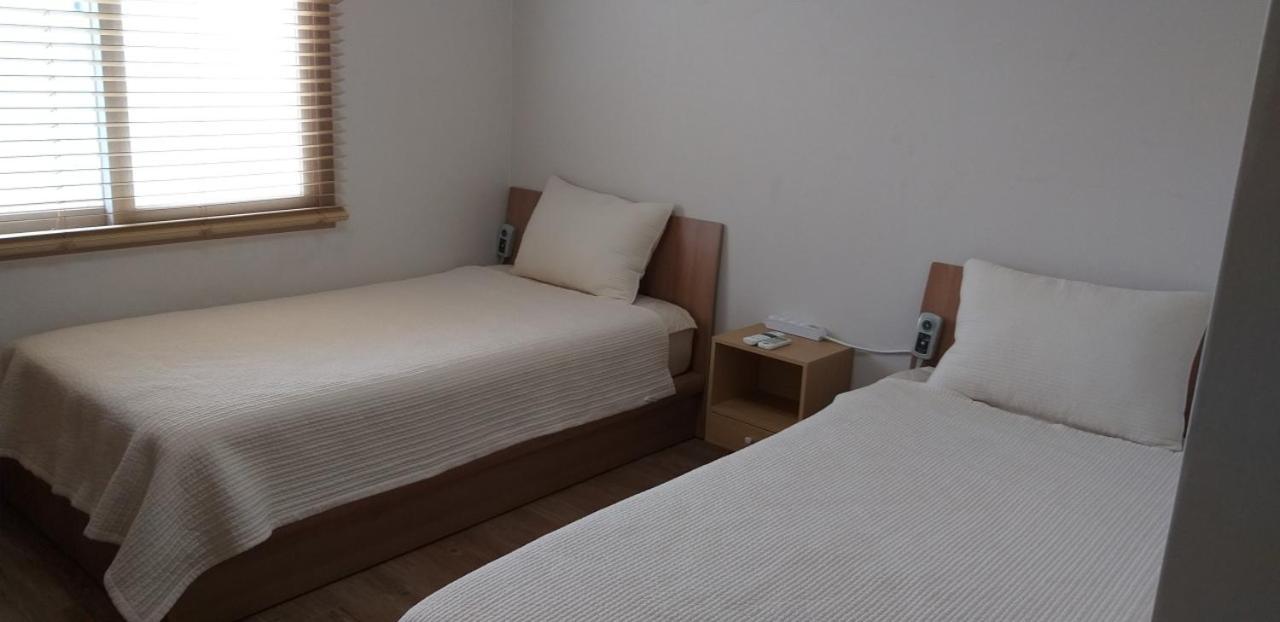 Moon Forest Guesthouse Jeju Luaran gambar