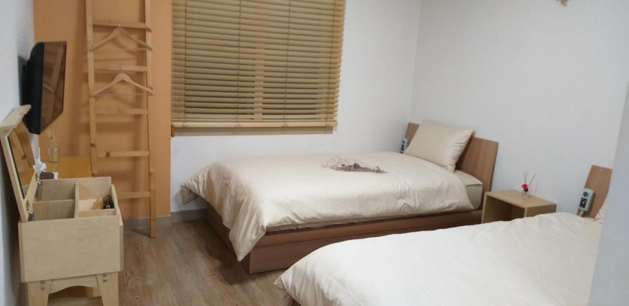 Moon Forest Guesthouse Jeju Luaran gambar