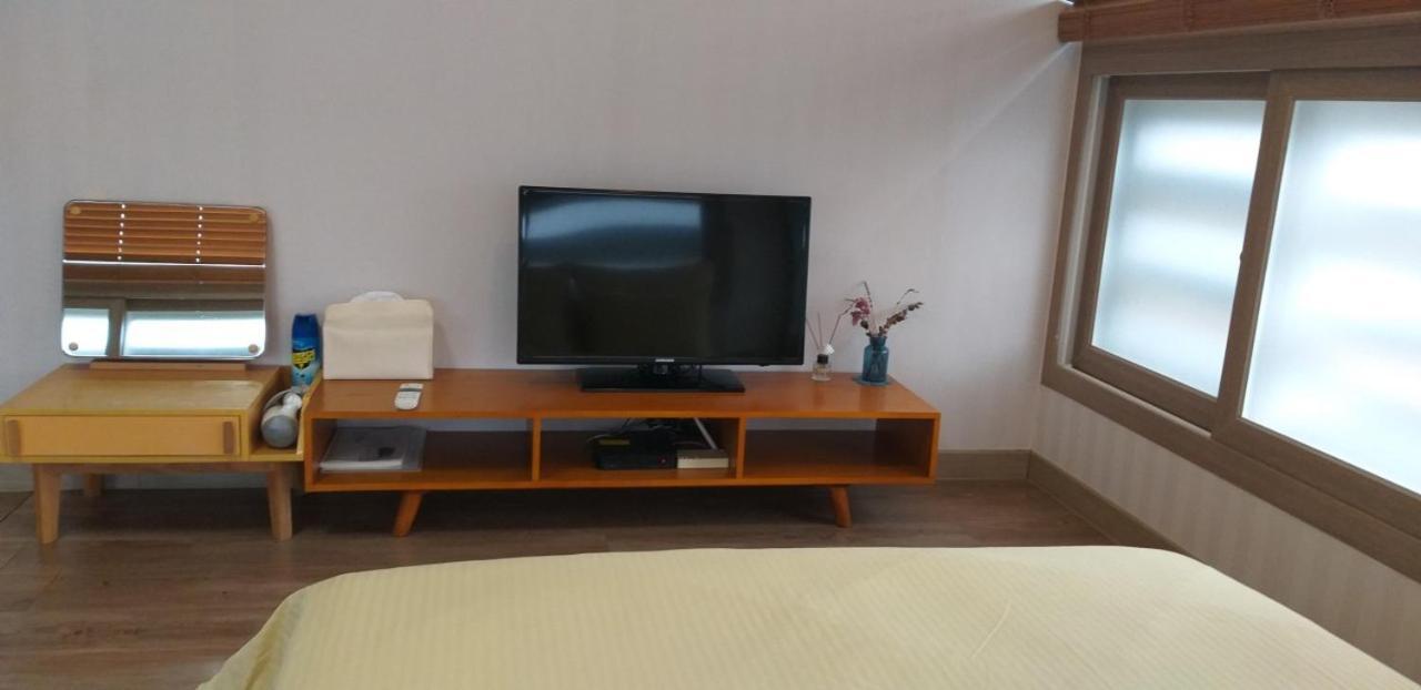 Moon Forest Guesthouse Jeju Luaran gambar